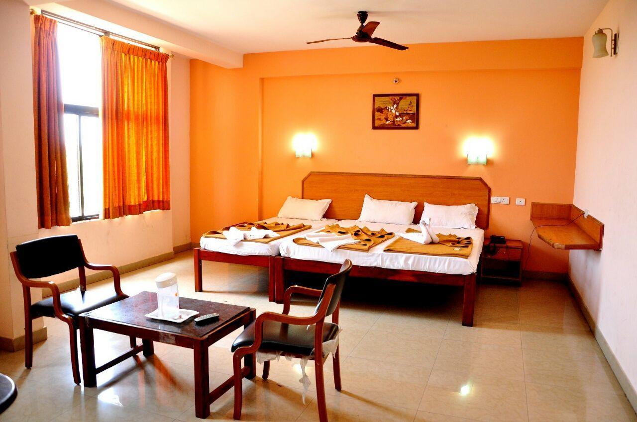 Sreeya Comforts Hotel ไมซอร์ ภายนอก รูปภาพ